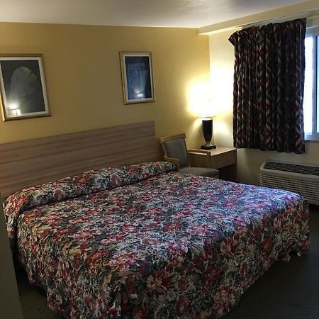 Holiday Motel Waynesburg Buitenkant foto